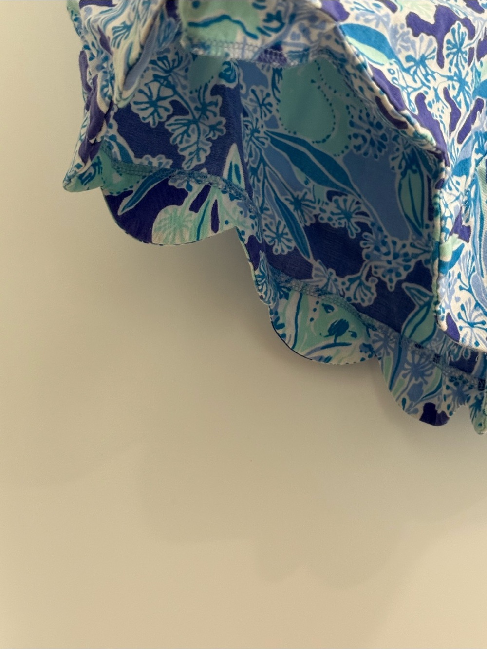 Lilly Pulitzer Royal Purple Dahlia scallop pull on shorts Koalafications - Picture 14 of 16